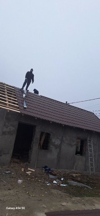 Interioare și exterioare