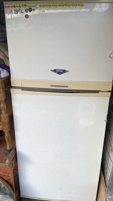 Продается Daewoo холодильник