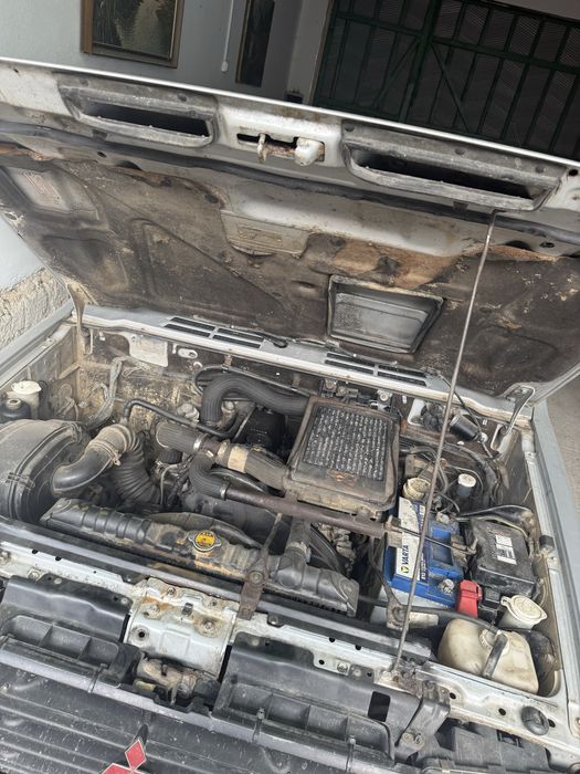 Mitsubishi Pajero 2,5