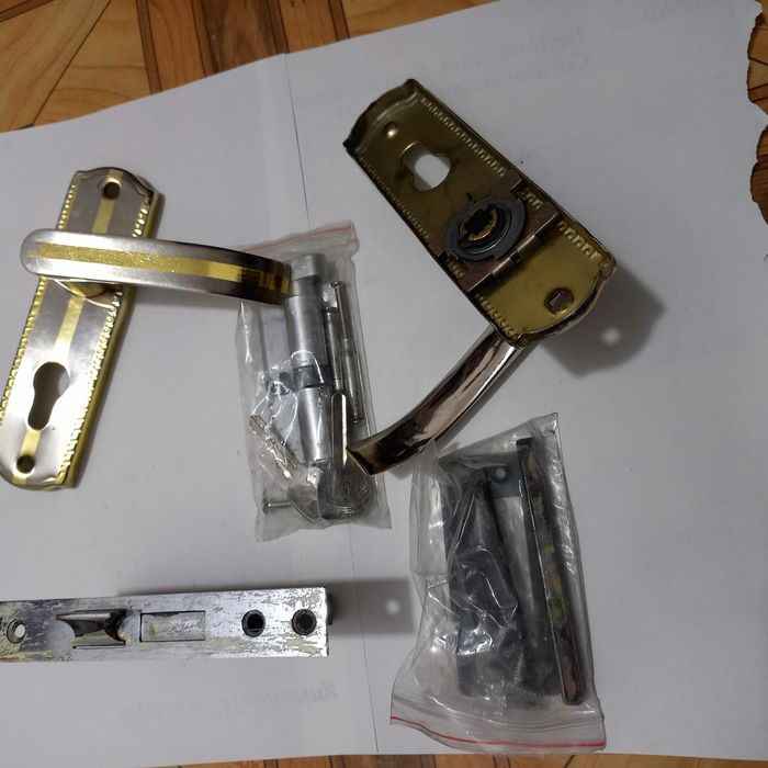 Продам Замок межкомнатные