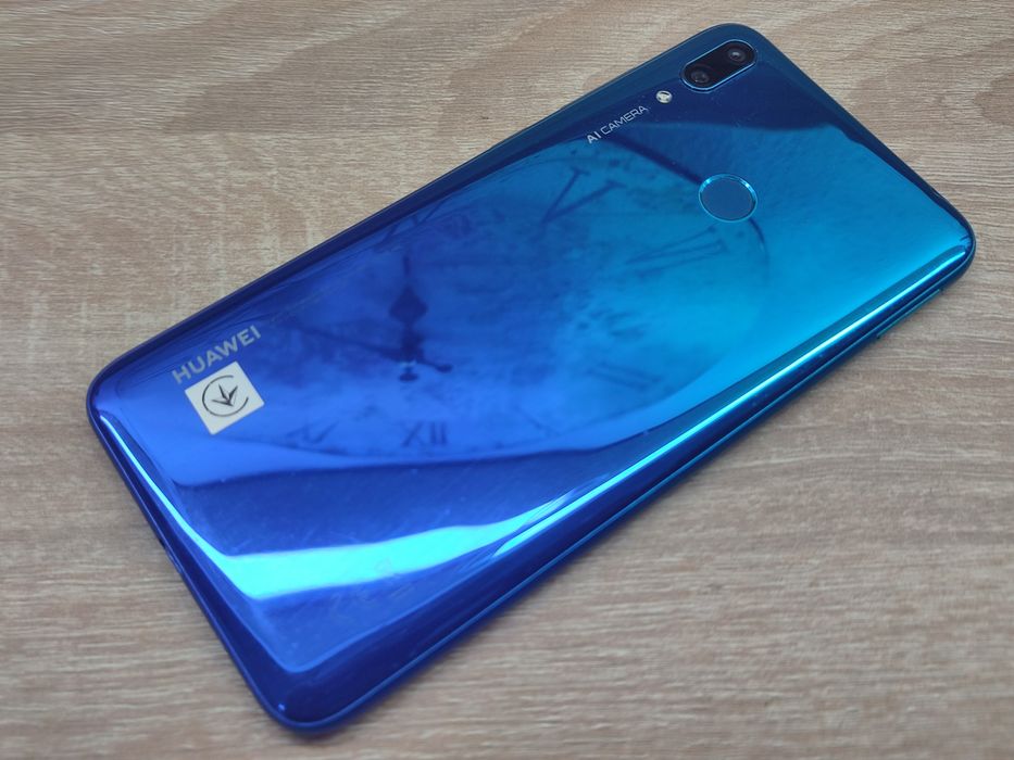 Huawei Y7 (2019) 32GB 3GB RAM Purple Blue IMPECABIL