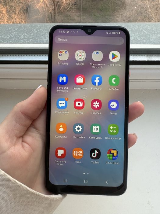 Продам Самсунг А10s без коробки!