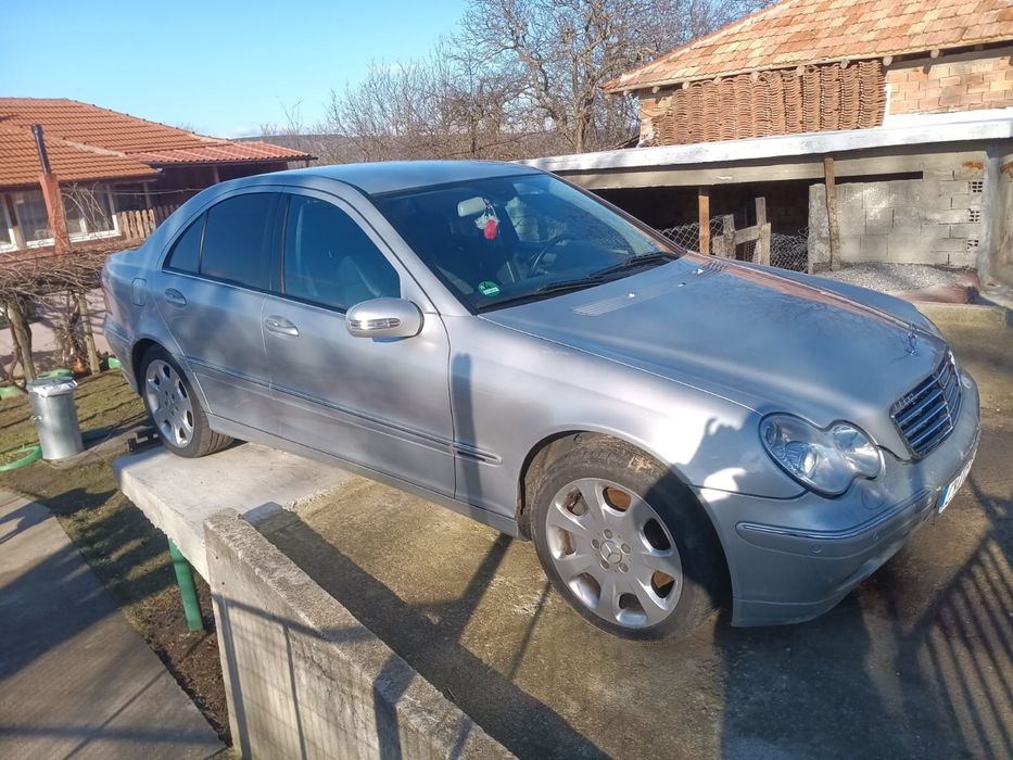 Mercedes-Benz W203 C320 CDI  224 к.с. 2006 г. Авангард на части