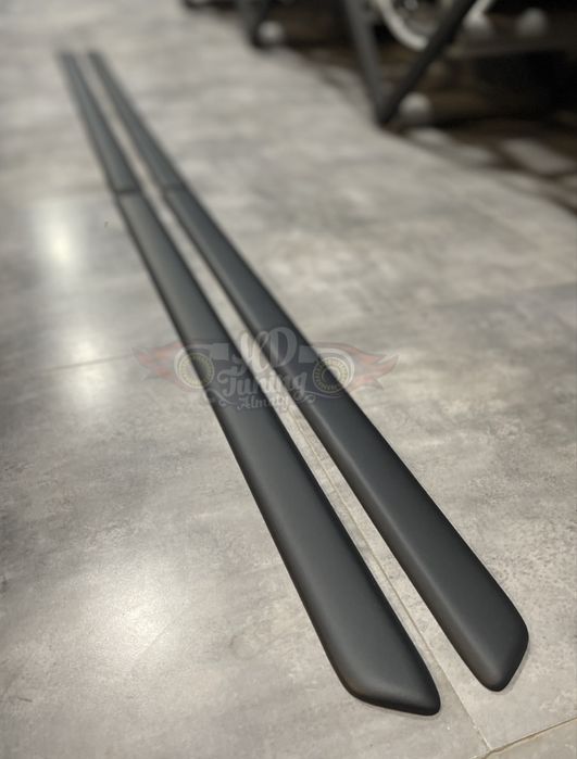 Молдинги на двери Subaru Legacy BG/BD