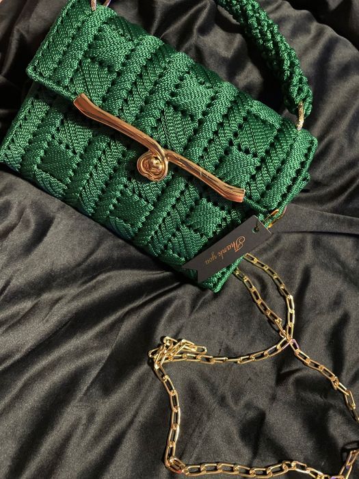 Poșetă lucrată manual