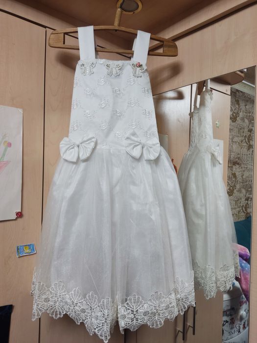 Продам платье на девочку