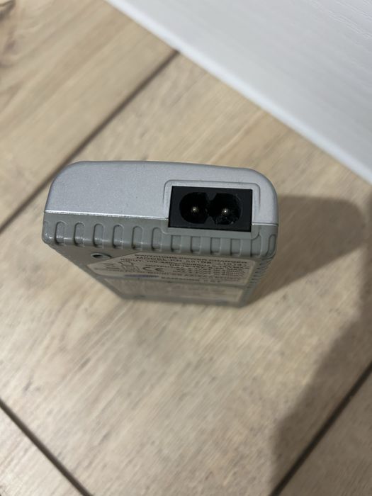 Зарядное устройство Pleomax