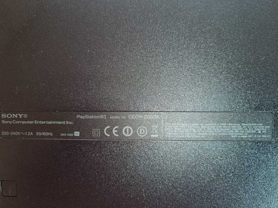 Playstation 3 super slim 320 GB, с вградени игри най-популярните !