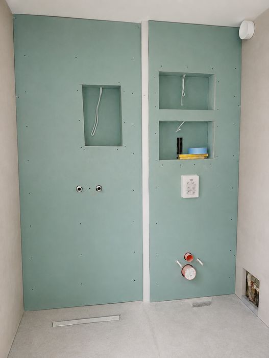 Renovări  case , apartamente , exterioare , electrica
