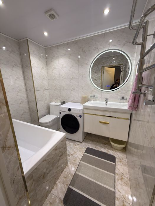 Сдам в аренду 3 комнаты + большой холл