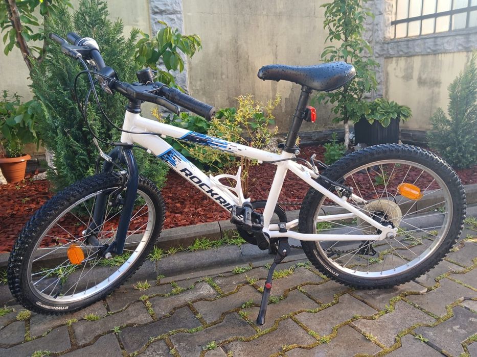Bicicleta copii 6-9 ani