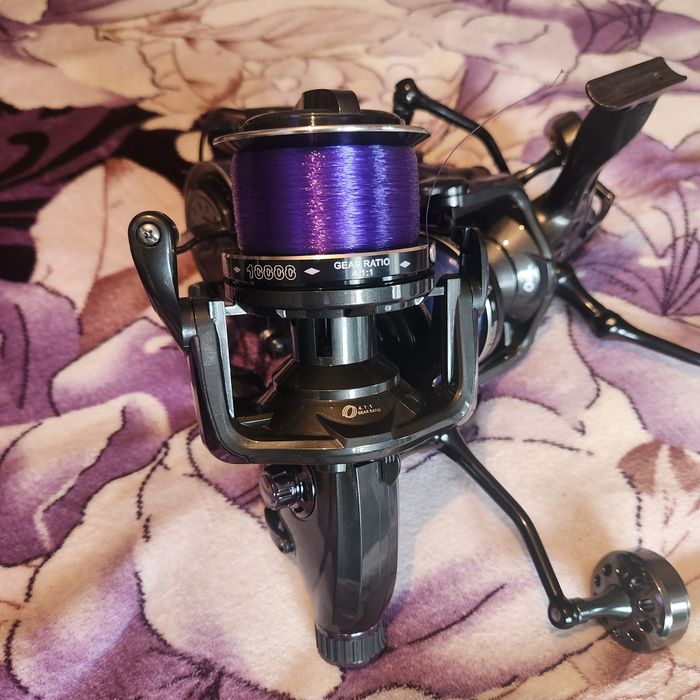 Сигнализатори със стойка две въдици на диамант на един риболов  4 либр