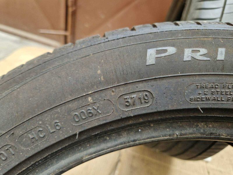 2 Michelin R18 215/55
летни гуми
DOT3719