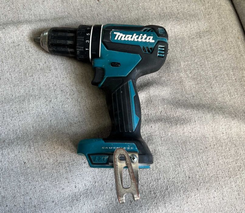 Masina de gaurit si insurubat cu percutie Makita DHP485 - corp