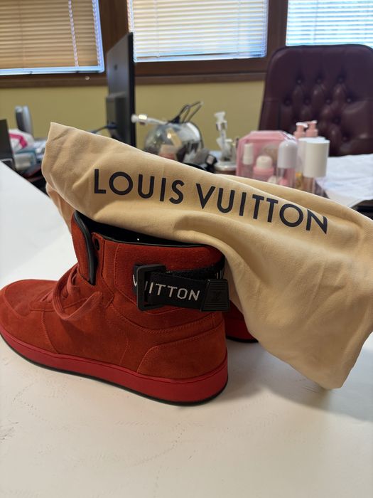 Маратонки Louis Vitton размер 43 червени