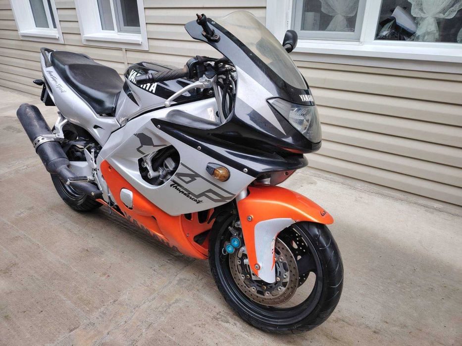 Yamaha YZF 600 thundercat на части