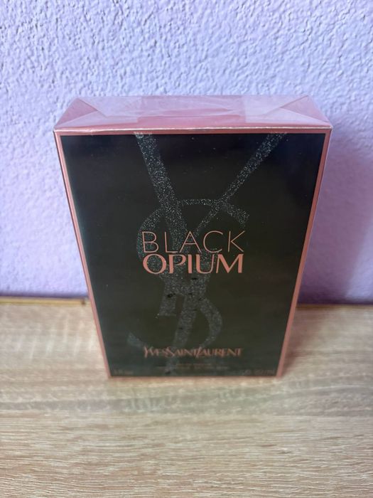 Дамски парфюм Yves saint laurent Black Opium