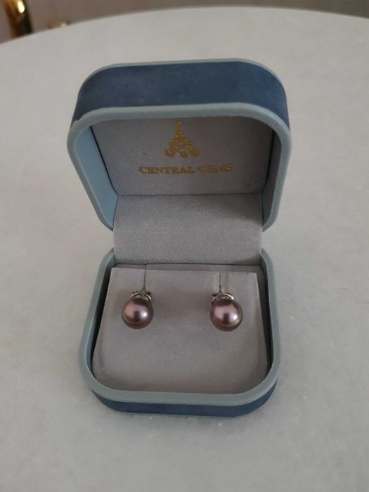 Серьги с шоколадно- коричневым жемчугом ,белое золото