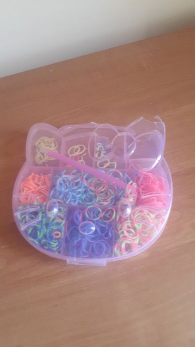 продам набор резиночек для плетение