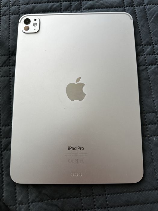 Apple iPad Pro 11 M4 256GB WiFi Impecabil