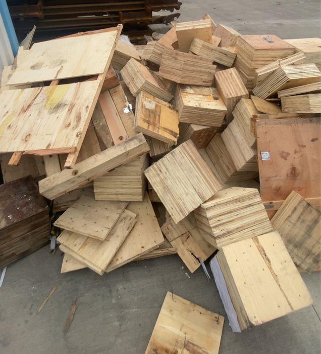 Фанера, доска и паддоны