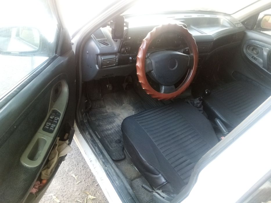 Nexia 1 yurib turipti