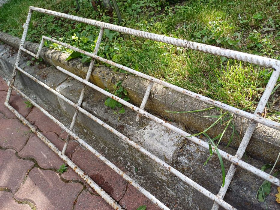 Panouri metalice pentru gard