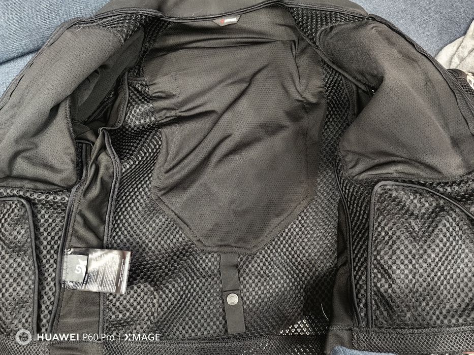 Яке Dainese City Guard D1
Размер S