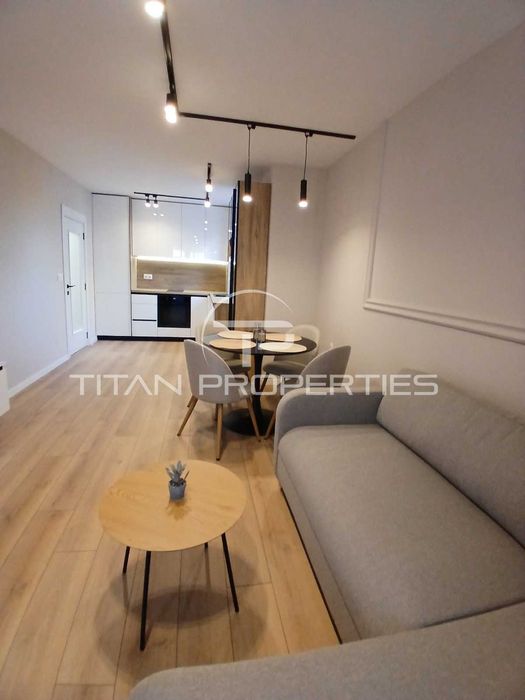 Продава се Двустаен апартамент в Пловдив, Тракия - 62 кв.м за 1234 €/кв.м - Снимка #1