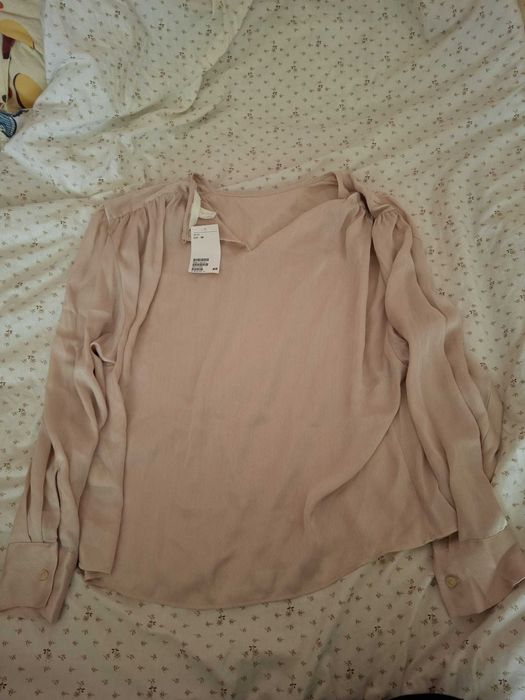 bluza H&M noua cu eticheta , marimea XS