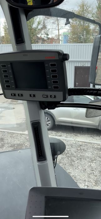 Claas Xerion 4500 трактор