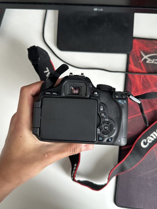 Canon 600D в идеальном состоянии
