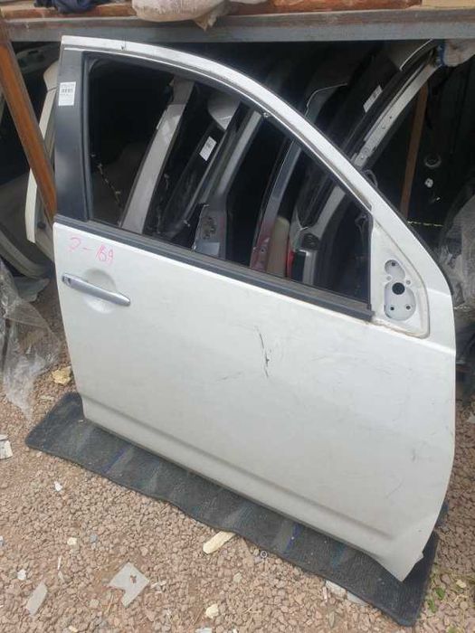 Дверь Mitsubishi Outlander