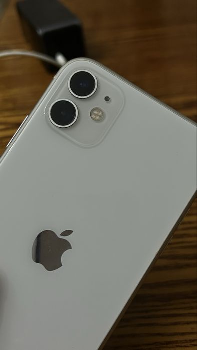 IPHONE 11 128 GB в отличном состоянии