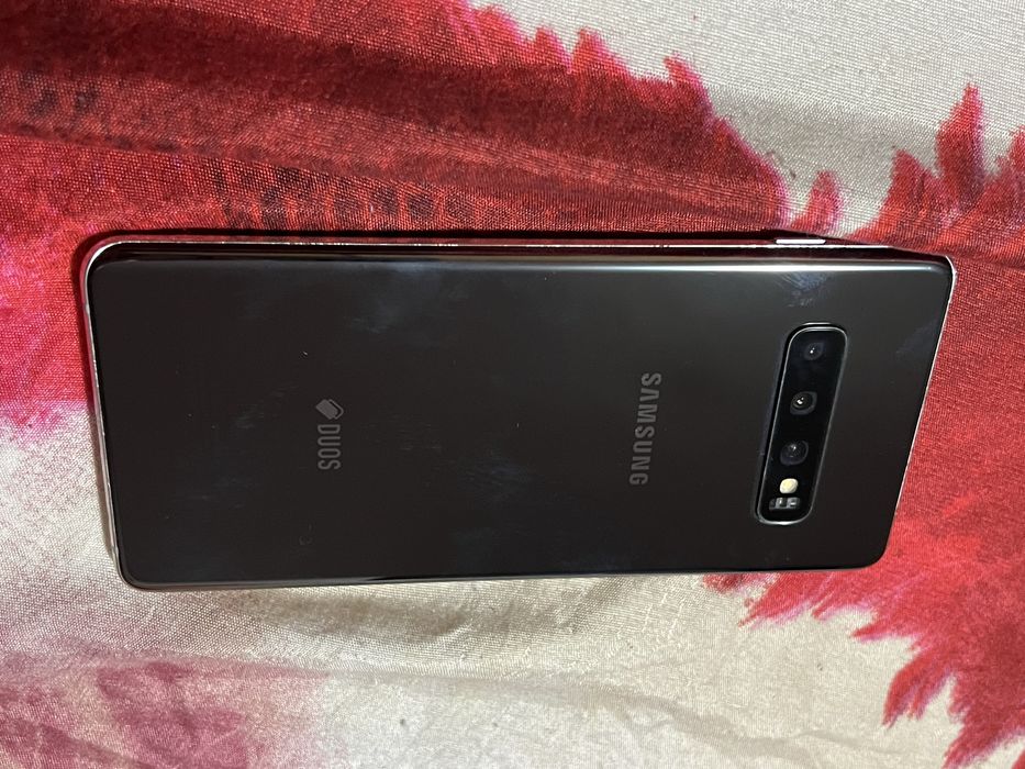 samsung galaxy s10+