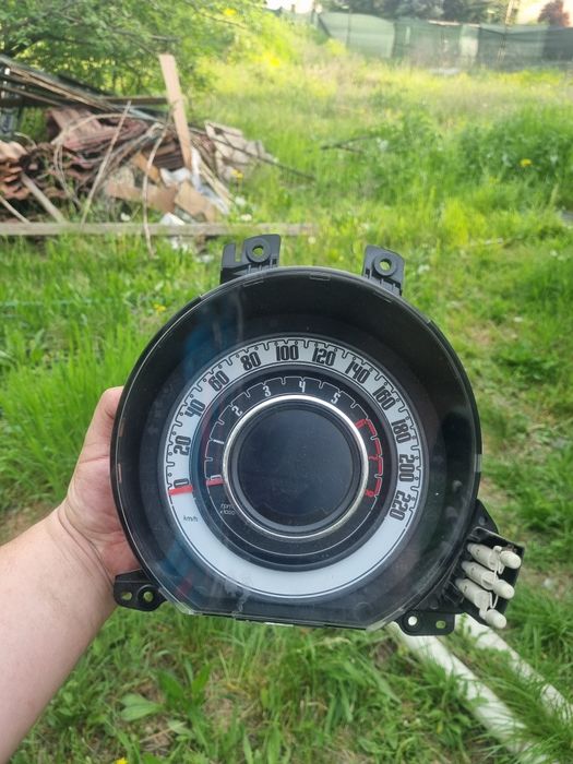 Dezmembrez fiat 500