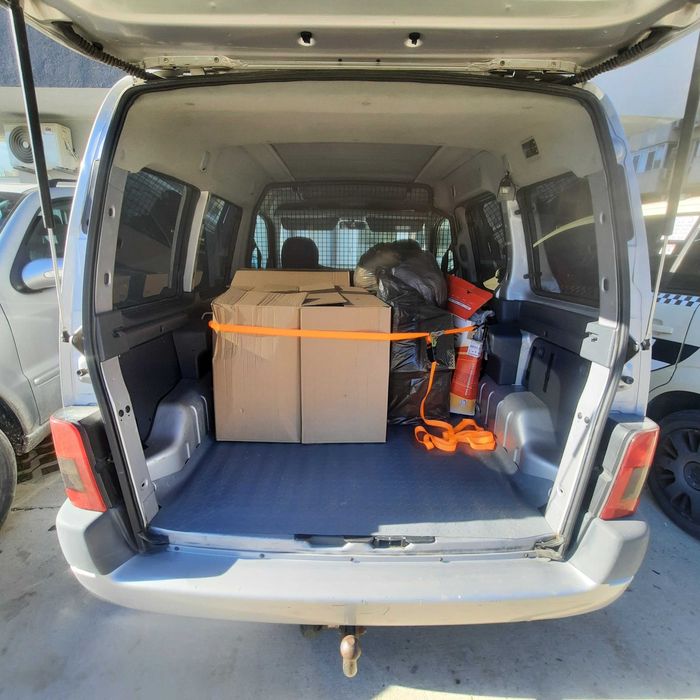 Транспорти услуги с товарно такси пикап – Варна | превоз стока и багаж