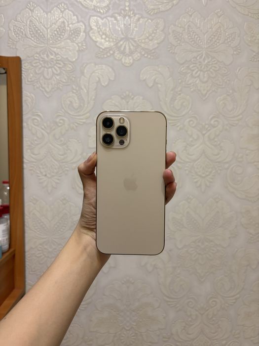 Продам iphone 12 pro max