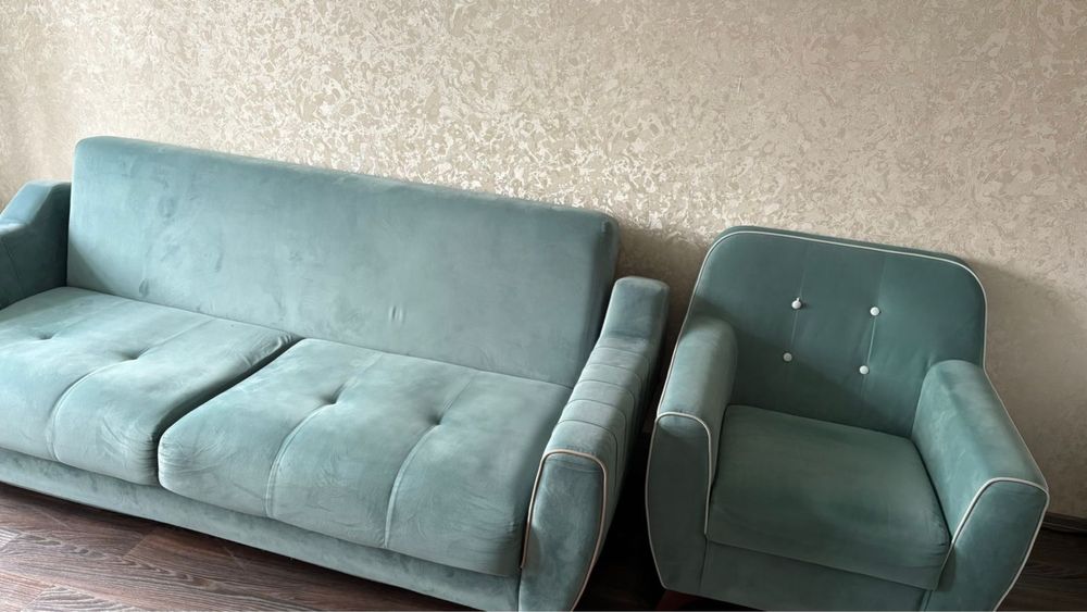 Продам мягкий уголок