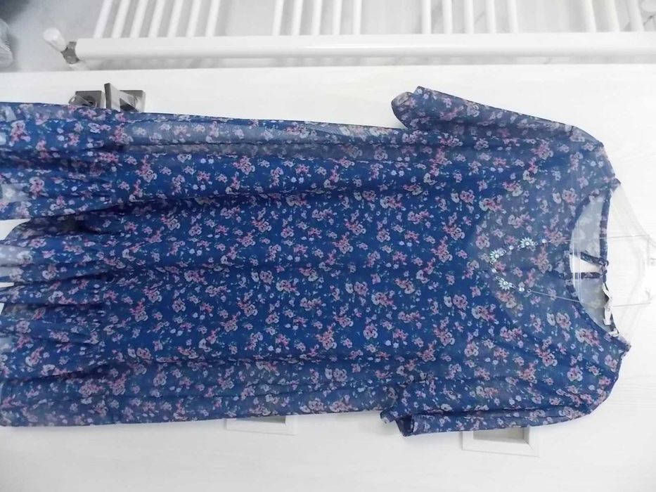 rochii de birou/zi mas S,M,L larg - pret 50 lei/bucata