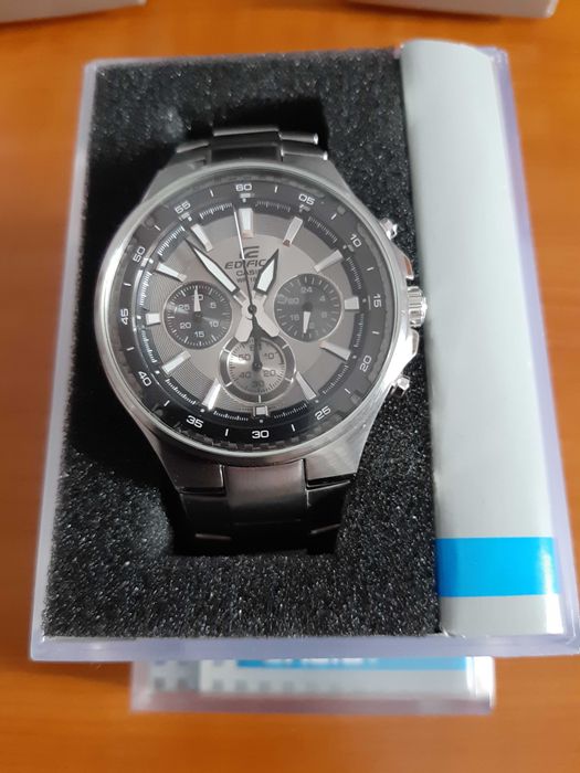 Ceas Barbatesc Casio Edifice bun pentru cadou de sarbatori