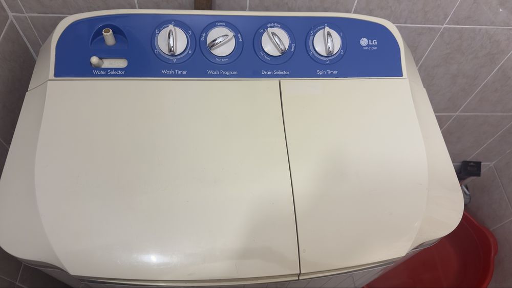 Полавтамат кир мошина 5 кг лик LG маркаси холати ало