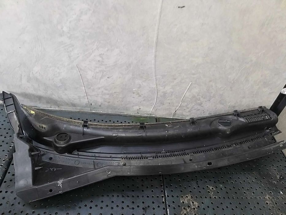 Grila stergator parbriz stanga mitsubishi asx 7405a435