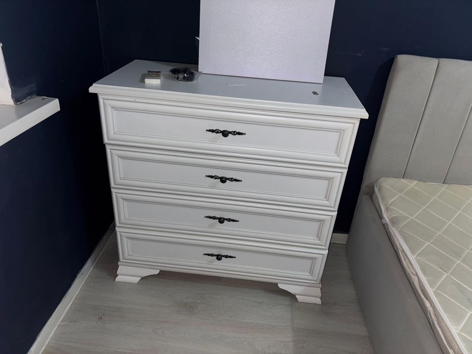 Продам шкаф и комод