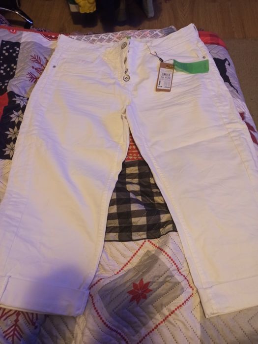Pantaloni de dama