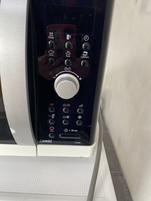 Комбинирана микровълнова фурна Samsung 28 литра