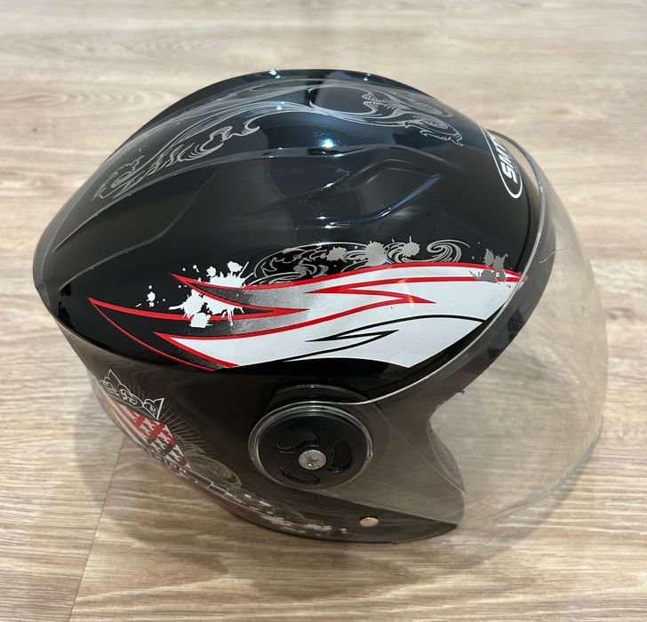 Мотошлем в хорошем состоянии