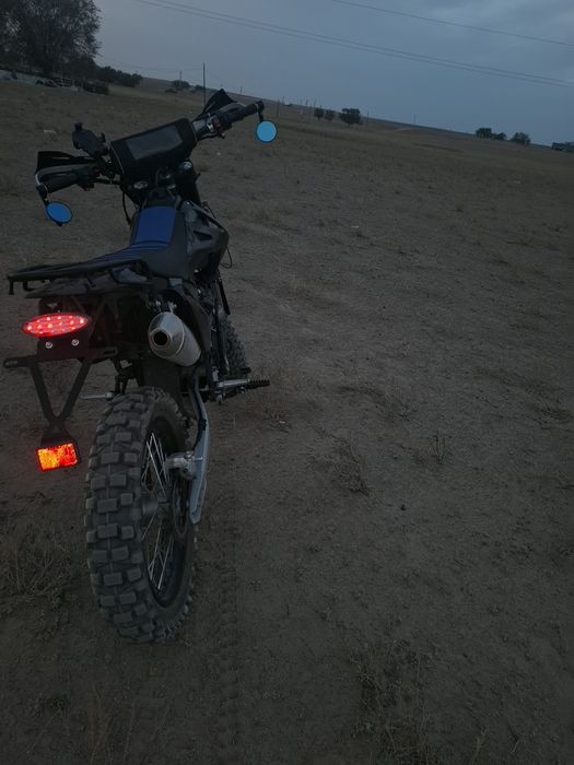 Мото продаётся эндуро 300куб