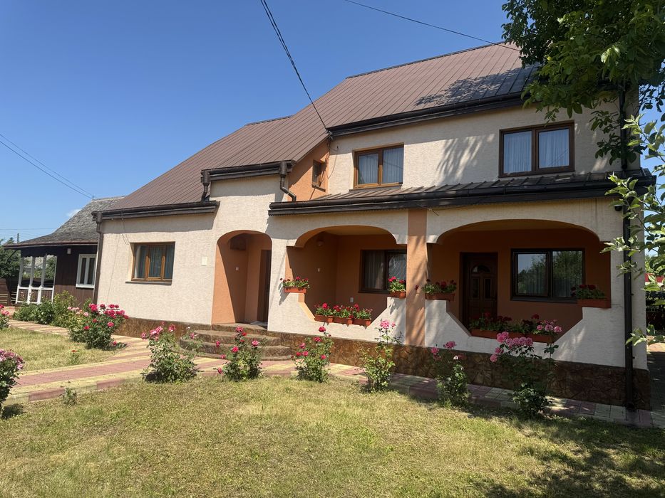 Vand casa in comuna Draganesti jud Neamt la 10 km de Targu Neamt