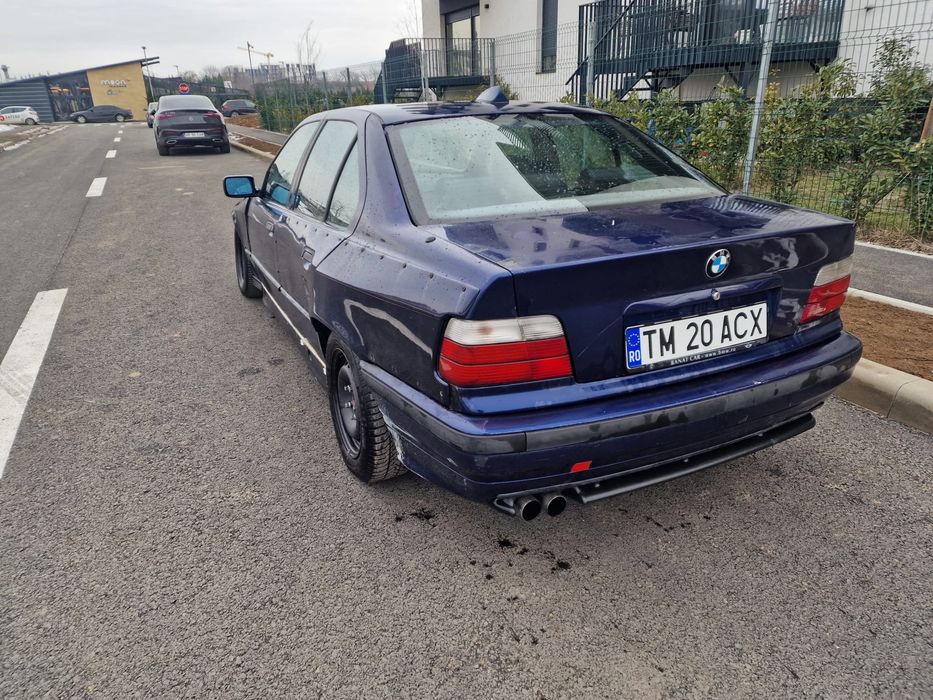BMW E36 320i 6 cilindrii in acte la zi